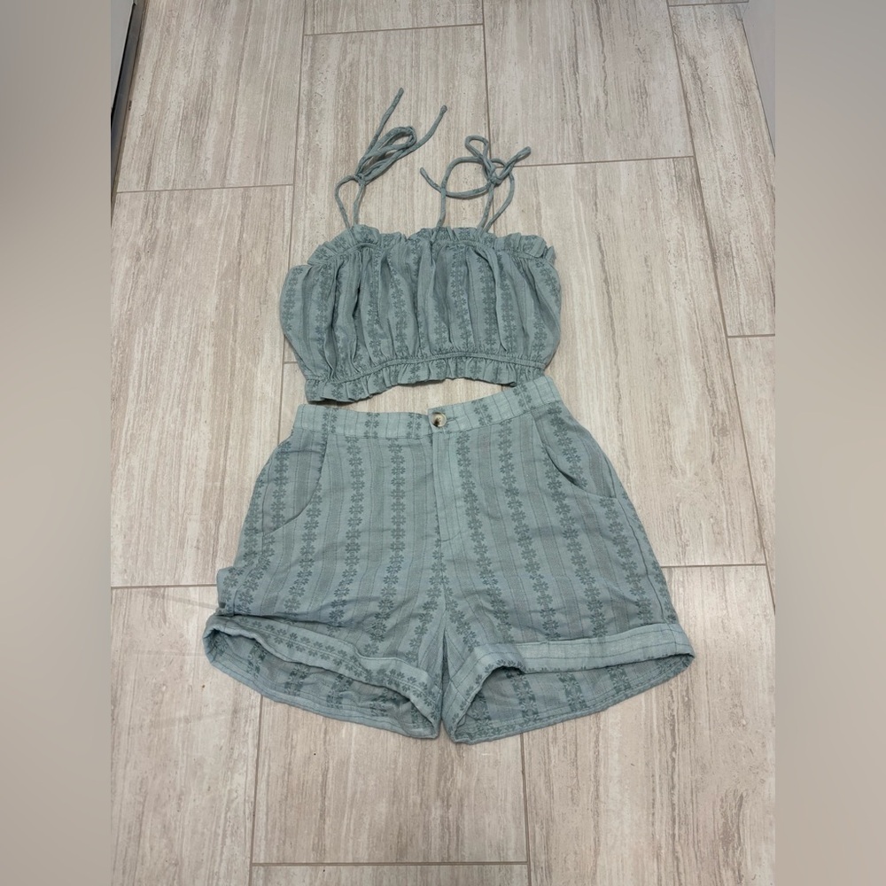 Just In Women’s 2 Piece Matching Set Mint Green Embroidered Size Small Shorts